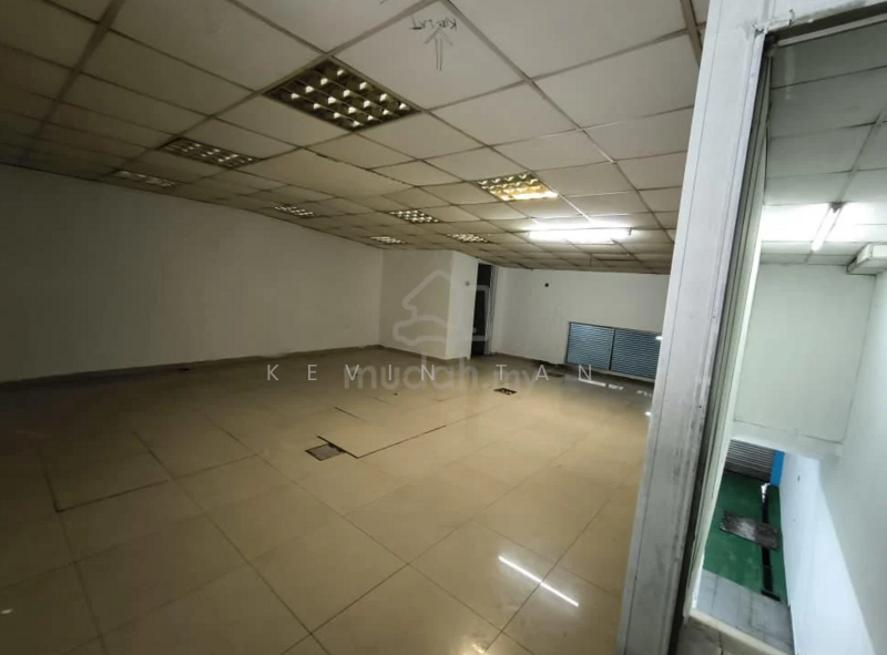 For Rent - 1sty 25x80 with M Floor Taman Perindustrian Utama