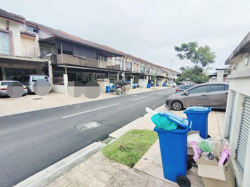 For Sale - Alam D'16 Residency