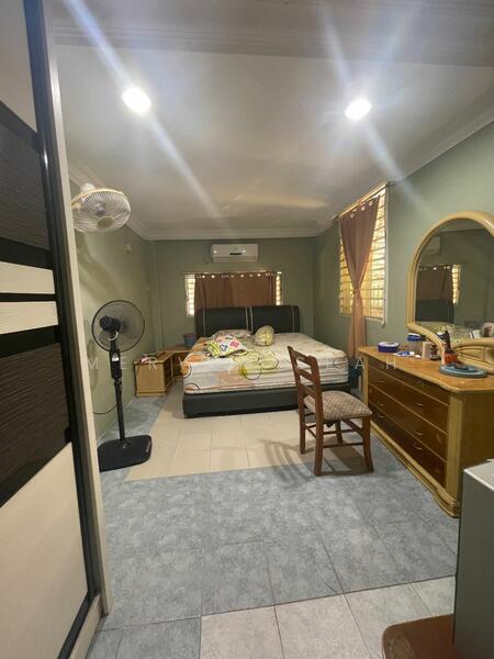 Untuk Dijual - RESERVOIR CRESCENT