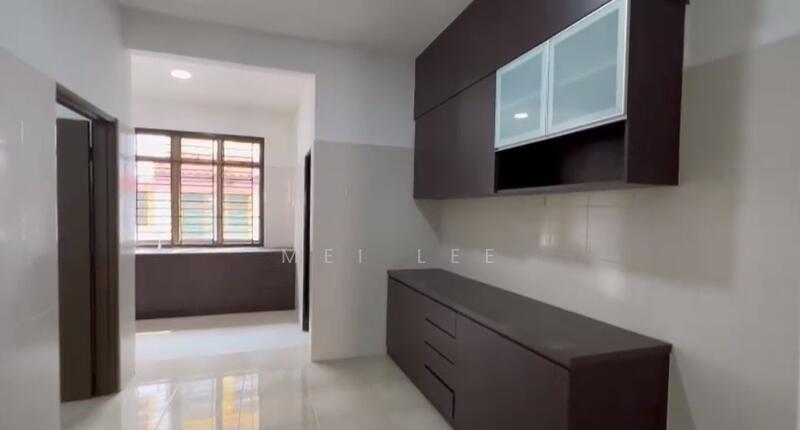 Untuk Dijual - BANDAR DATO' ONN PERJIRANAN 8