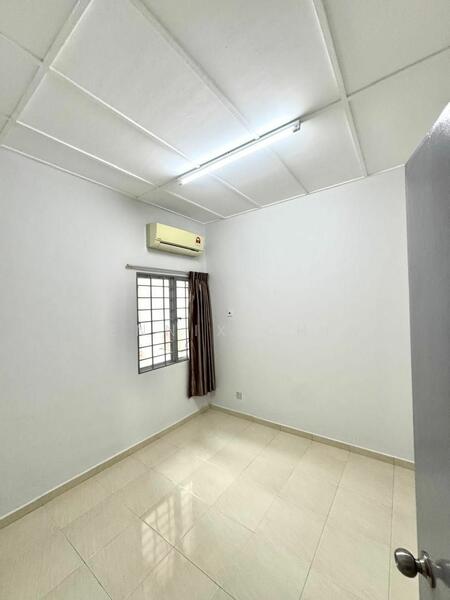 For Rent - 2-storey Terrace House at Taman Wawasan