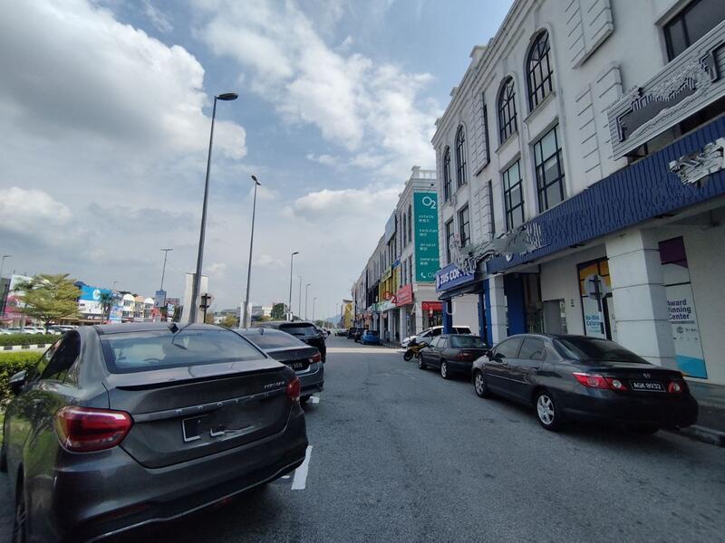 For Sale - Ipoh simee bond square 3 storey shoplot for sale