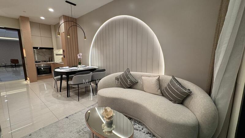 For Sale - Times Square 2