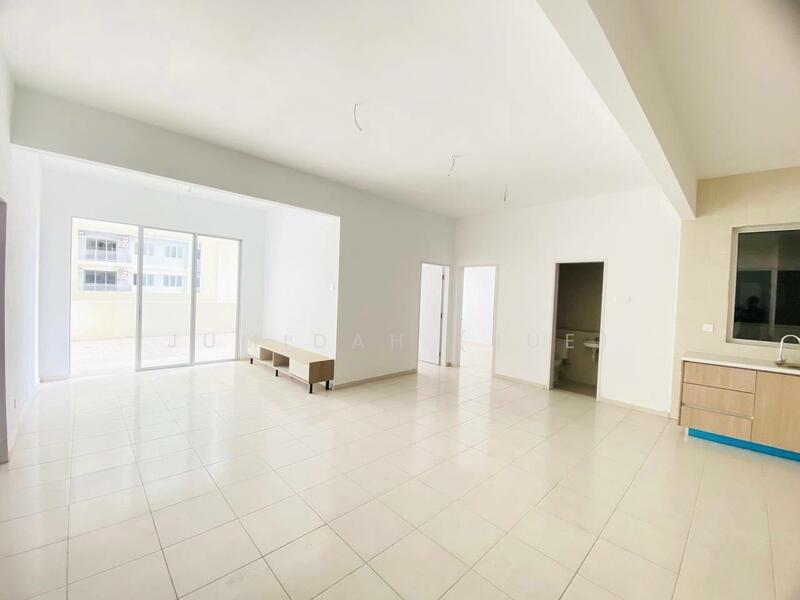 ‼️RENOVATED ‼️HUGE BALCONY‼️PARTIAL FURNISHED Residensi Adelia 3, Bangi Avenue @ Kajang (Brand N