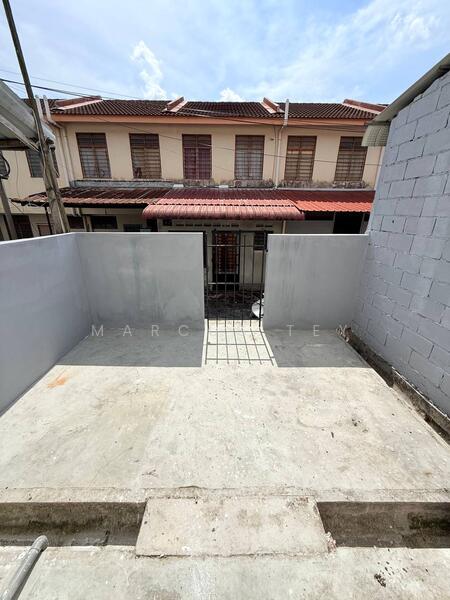 For Sale - Kluang Kluangs