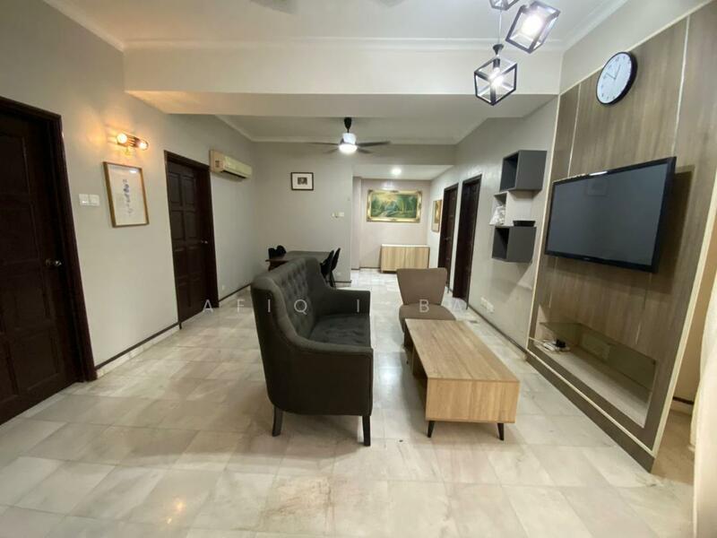 For Rent - Villa Puteri