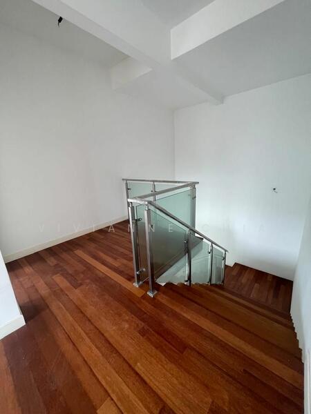 For Sale - Semi-Detached House at d'Laman Greenville