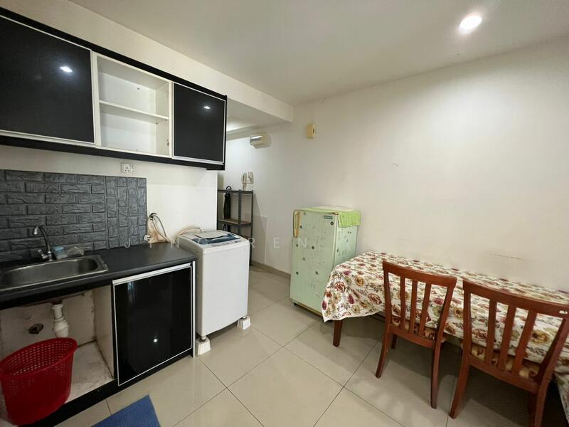 Untuk Disewa - Menara U