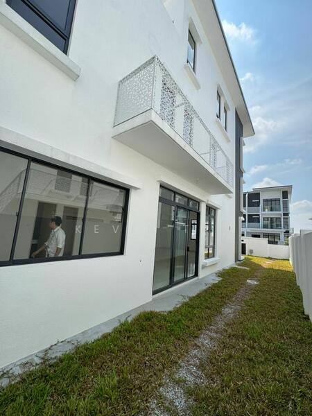 For Sale - Semi-Detached House at Abadi Heights