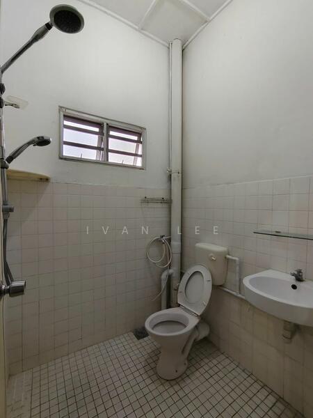 2-storey Terraced House for Sale in Taman Sea (Petaling Jaya) - Ivan Lee - PropertyGuru.com.my