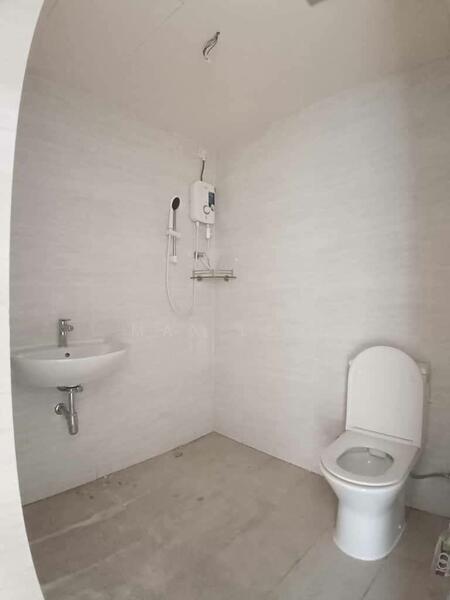 For Sale - Central Park, Laman Harmoni, Tampoi, Double Storey Terrace