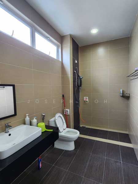 For Rent - Cluster House at Austin Heights