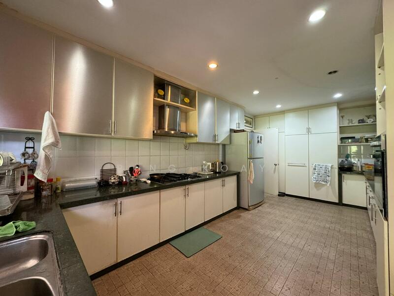 For Sale - ONE OF A KIND BUNGALOW | 16000SF | JESSELTON