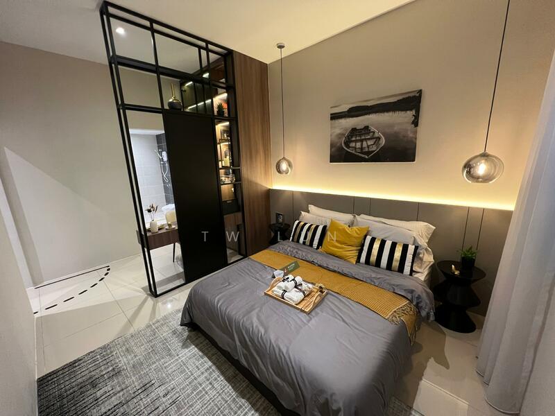 For Sale - Radium Adesa