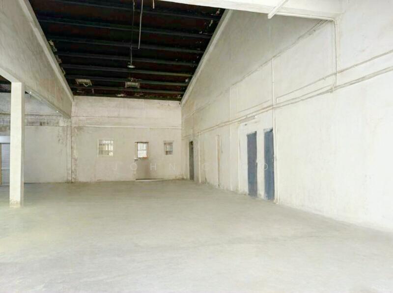 Untuk Dijual - Masai @ Taman Perindustrian Permas Jaya (3 unit) 1.5-Storey Terrace Factory For Sale