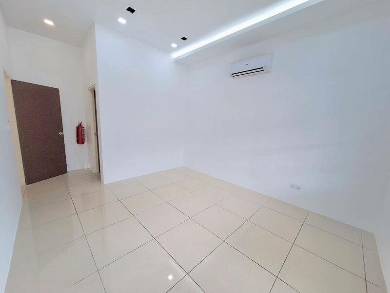 For Sale - [Semi Detached - 35x90] 1-Storey Rentak Perdana Alam Perdana, Puncak Alam