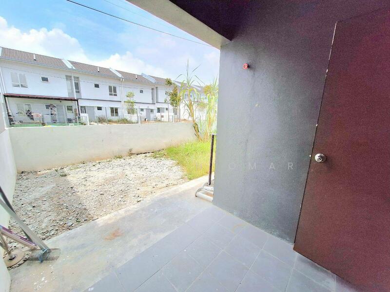 For Sale - [Semi Detached - 35x90] 1-Storey Rentak Perdana Alam Perdana, Puncak Alam