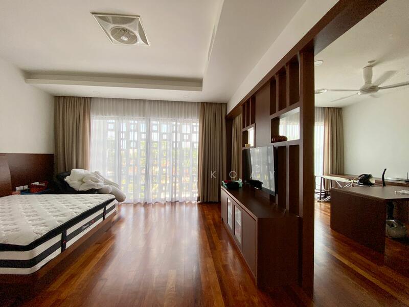 For Sale - 2.5 STY REBUILT BUNGALOW | 7750SF | JESSELTON