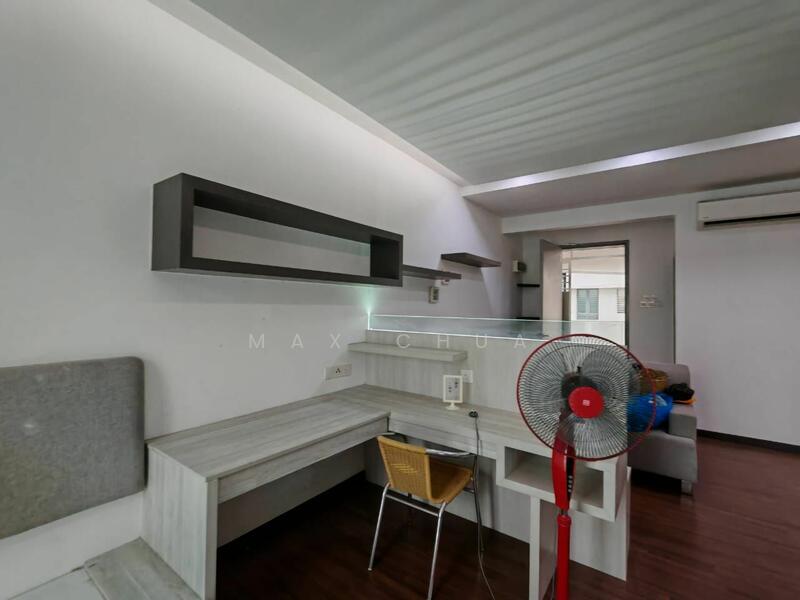 Untuk Disewa - Silk Sky