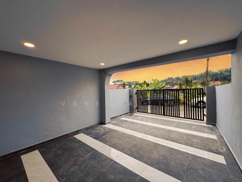 Untuk Dijual - 2-storey Terrace House at Taman Muhibbah