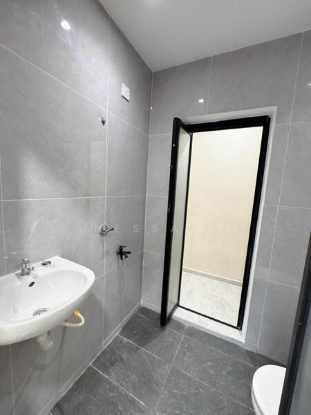 Untuk Dijual - 2-storey Terrace House at Taman Muhibbah