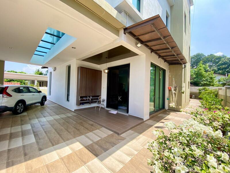 For Sale - 3 STY REBUILT BUNGALOW | near WET MARKET