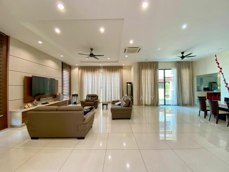 For Sale - 3 STY REBUILT BUNGALOW | near WET MARKET