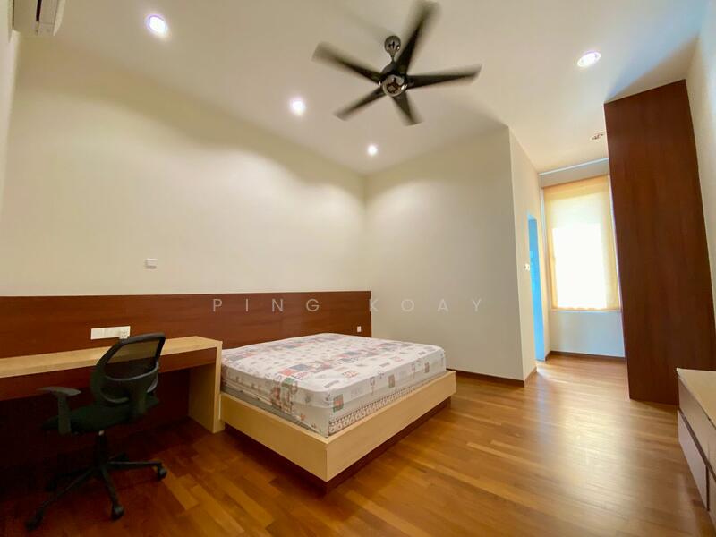 For Sale - 3 STY REBUILT BUNGALOW | near WET MARKET