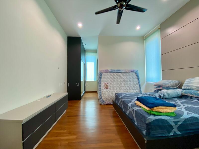 For Sale - 3 STY REBUILT BUNGALOW | near WET MARKET
