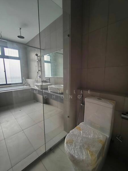 For Sale - Semi-Detached House at Elmina