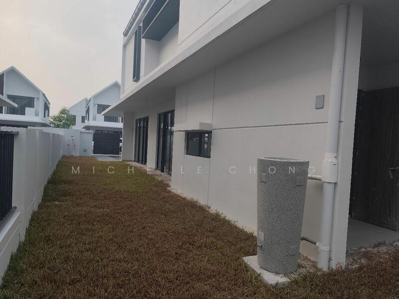 For Sale - Semi-Detached House at Elmina