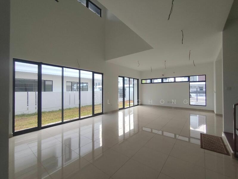 For Sale - Semi-Detached House at Elmina