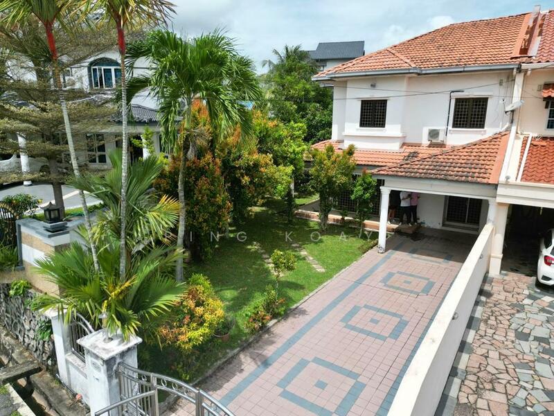 For Sale - 2 STY SEMI-D | 4500SF | PEACEFUL NEIGHBOURHOOD