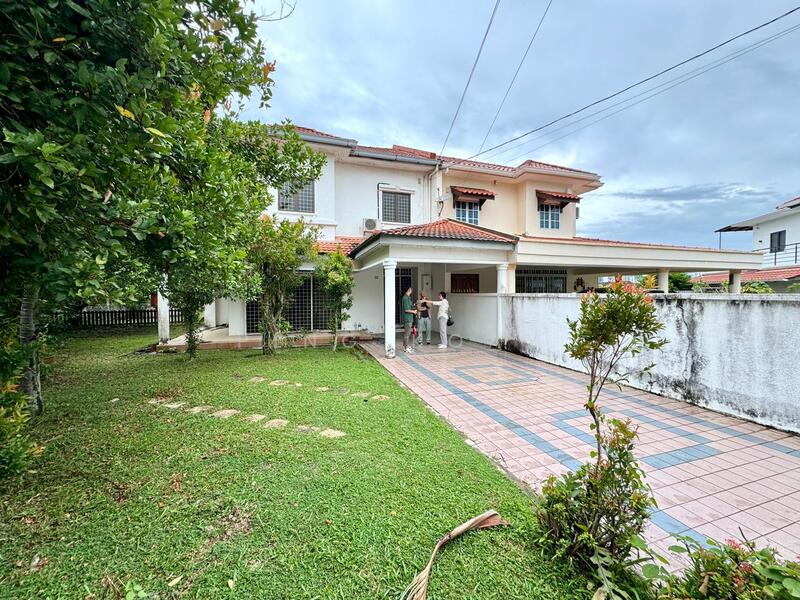 For Sale - 2 STY SEMI-D | 4500SF | PEACEFUL NEIGHBOURHOOD