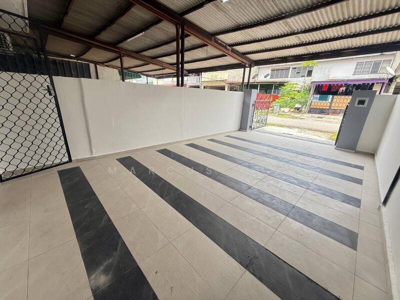 For Sale - TAMAN BANANG JAYA
