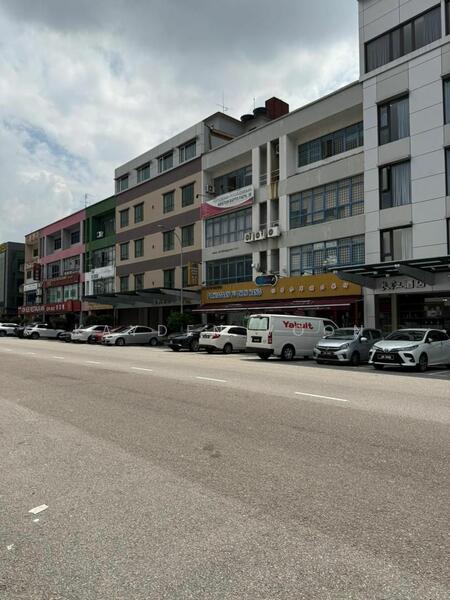 For Rent - Permas Avenue 3 Storey Shop Lot (2 Adjoining Intermediate Unit)
