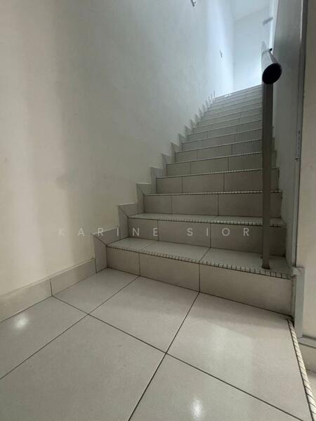 For Rent - MUTIARA RINI