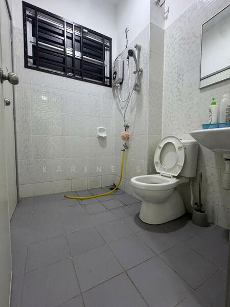 For Rent - MUTIARA RINI