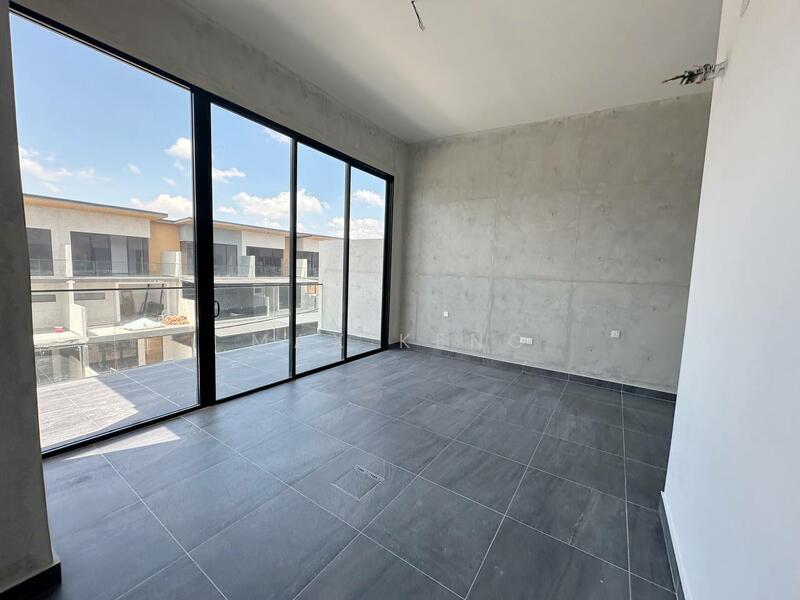 For Sale - D'Art Hills Residence