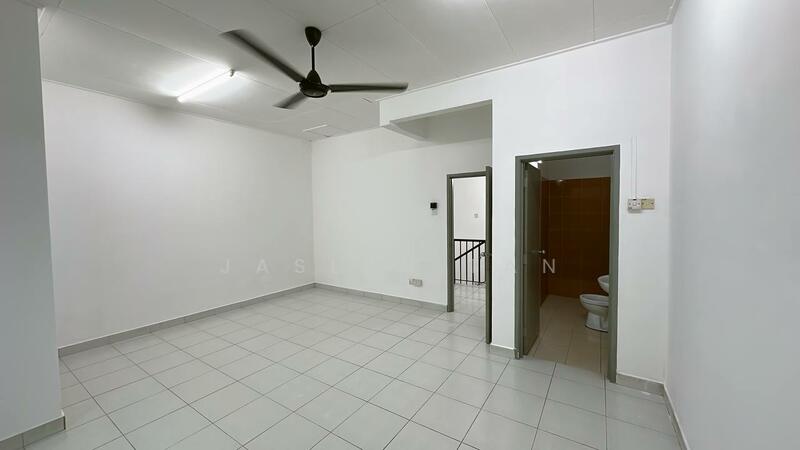 For Sale - Cube166, JP Perdana