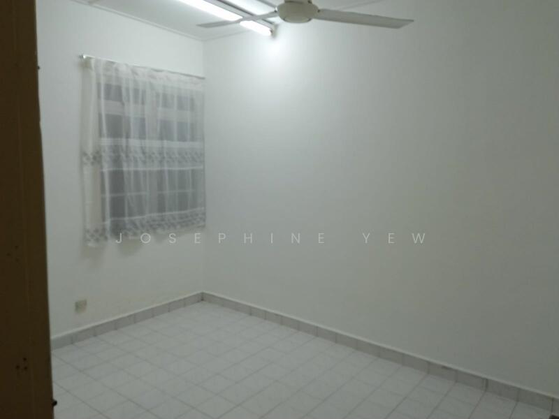 For Sale - Tanjong Puteri Apartment