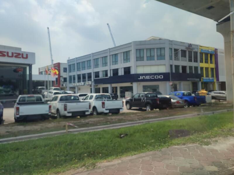 For Sale - Pusat bandar Puchong