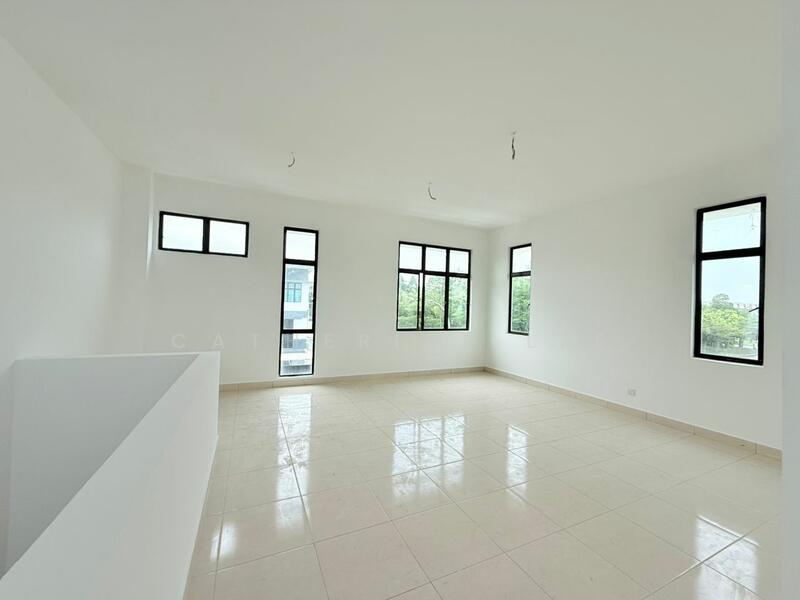 For Sale - Taman Mutiara Mas