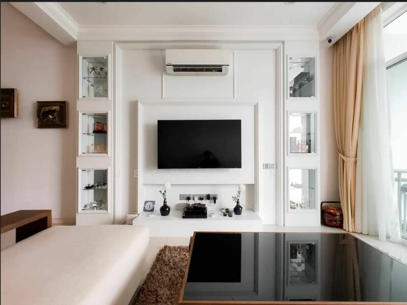 Untuk Disewa - The Oasis