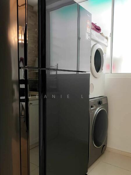 Untuk Disewa - The Oasis