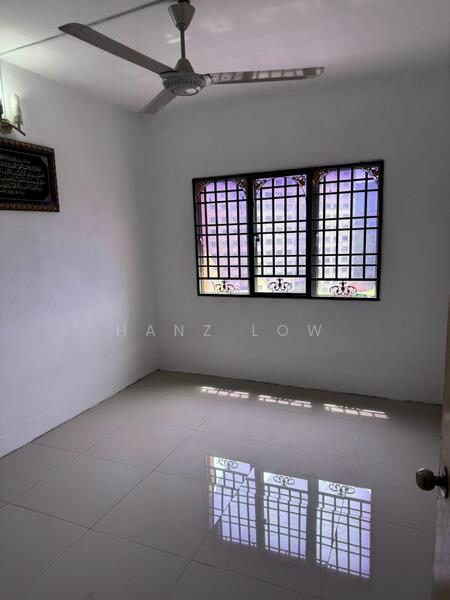 Untuk Disewa - Desaminium Flora