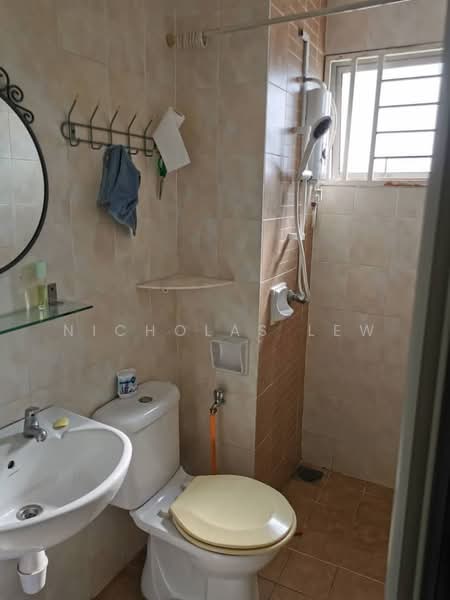 For Sale - Puteri Bayu Apartment