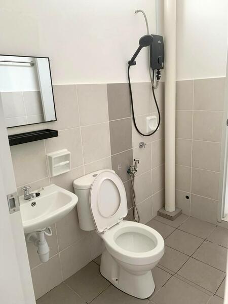 Untuk Disewa - Meridin East Meridins Easts