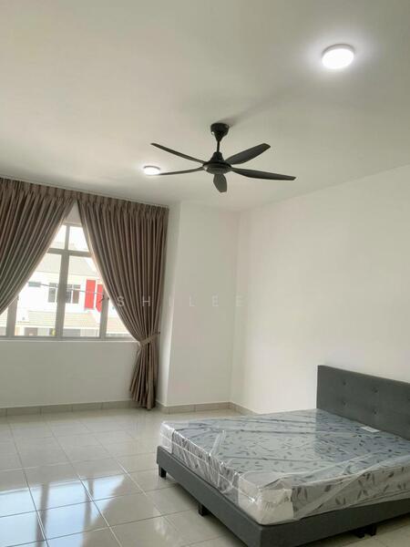 Untuk Disewa - Meridin East Meridins Easts