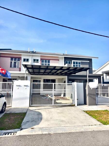 Untuk Disewa - Meridin East Meridins Easts